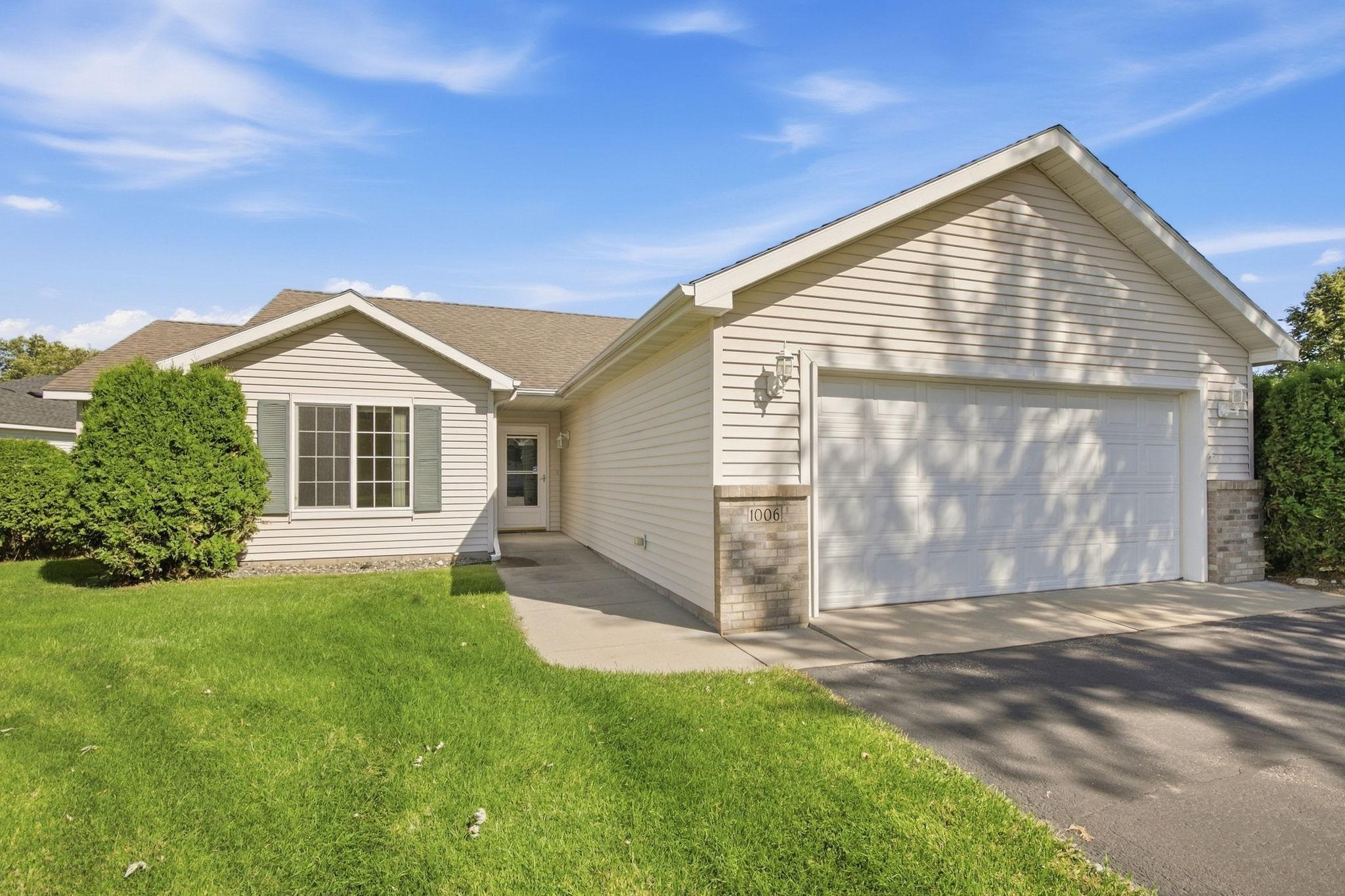 1006 Diamond Willow Circle — photo
