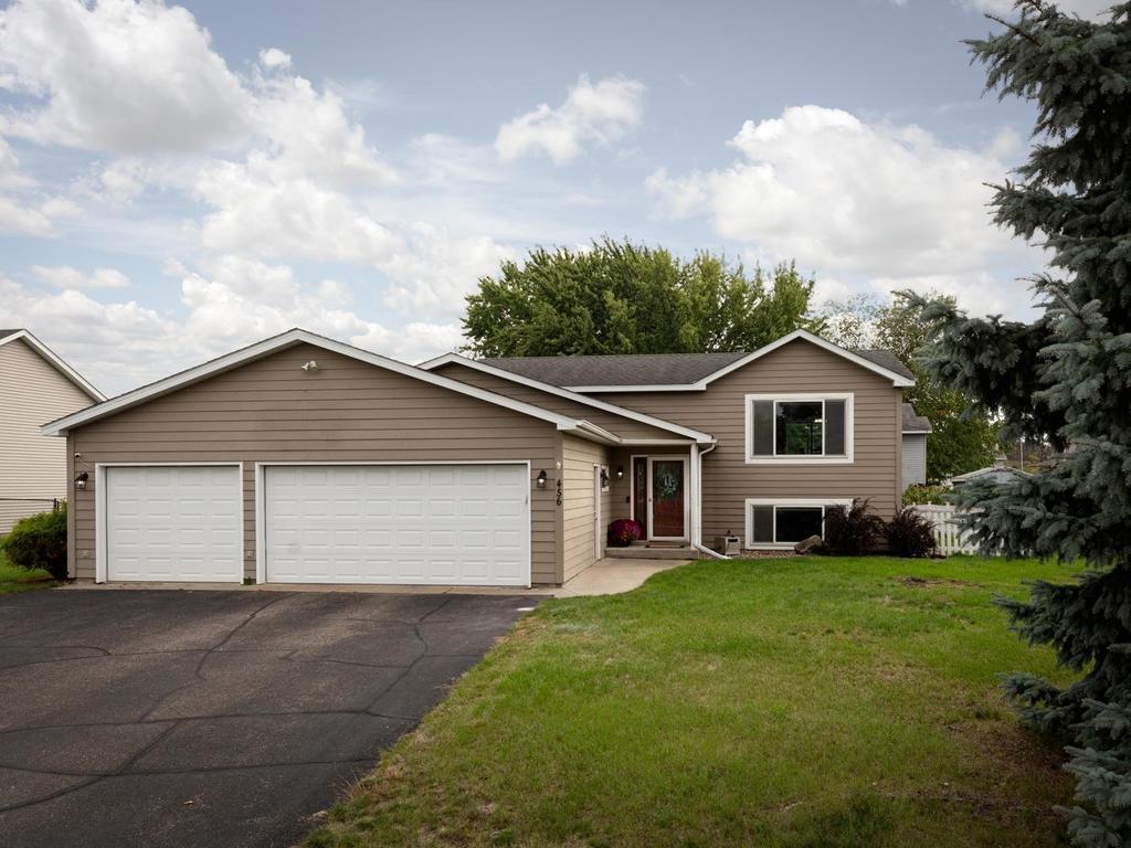 456 Braeburn Drive — photo