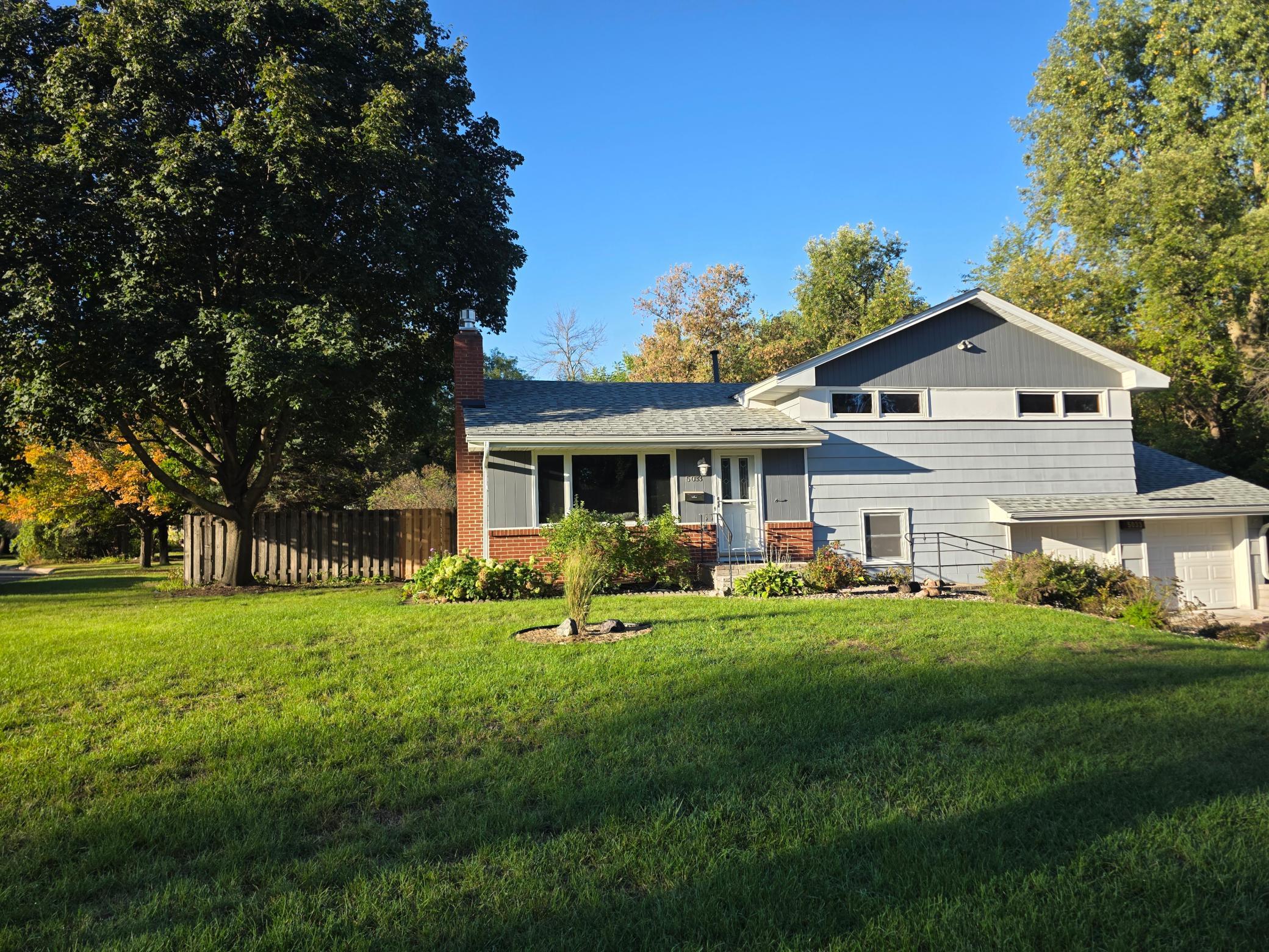 5033 Overlook Drive — photo