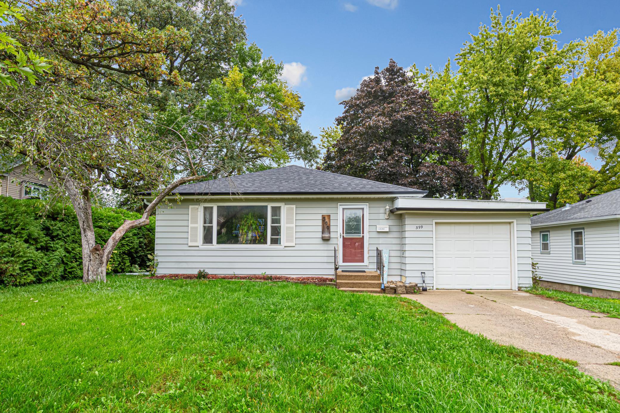 399 E Hawthorne Street — photo