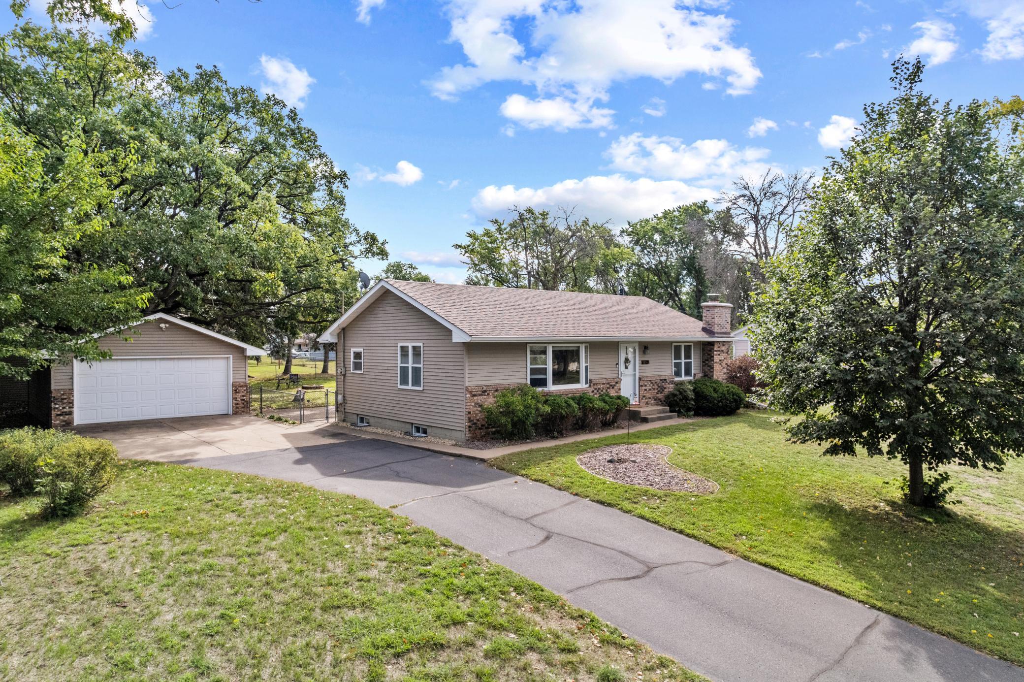 10143 Cottonwood Street NW — photo