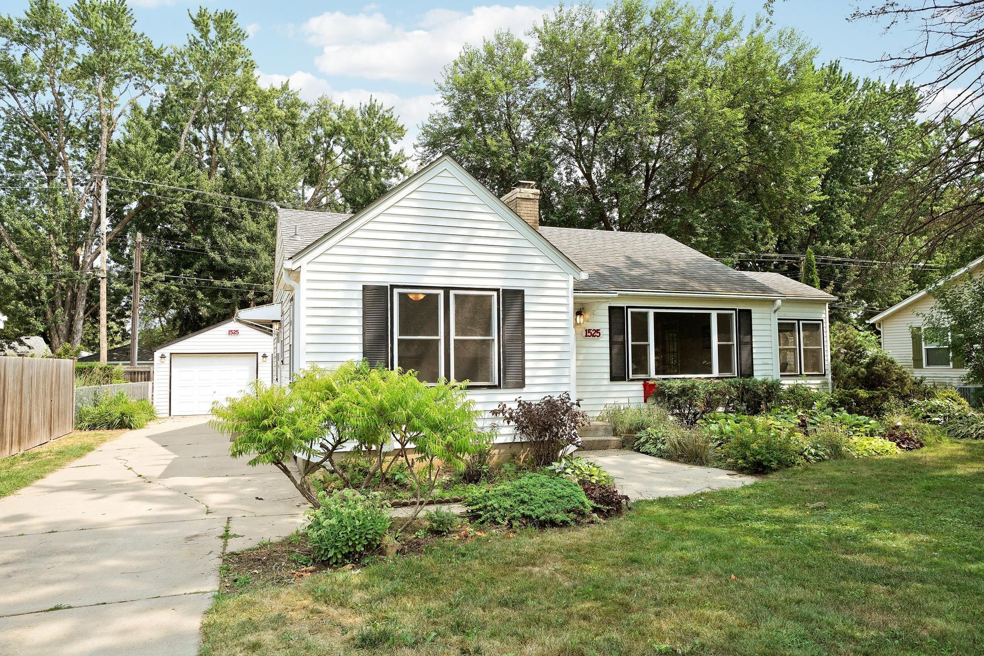 1525 Ramsey Street — photo