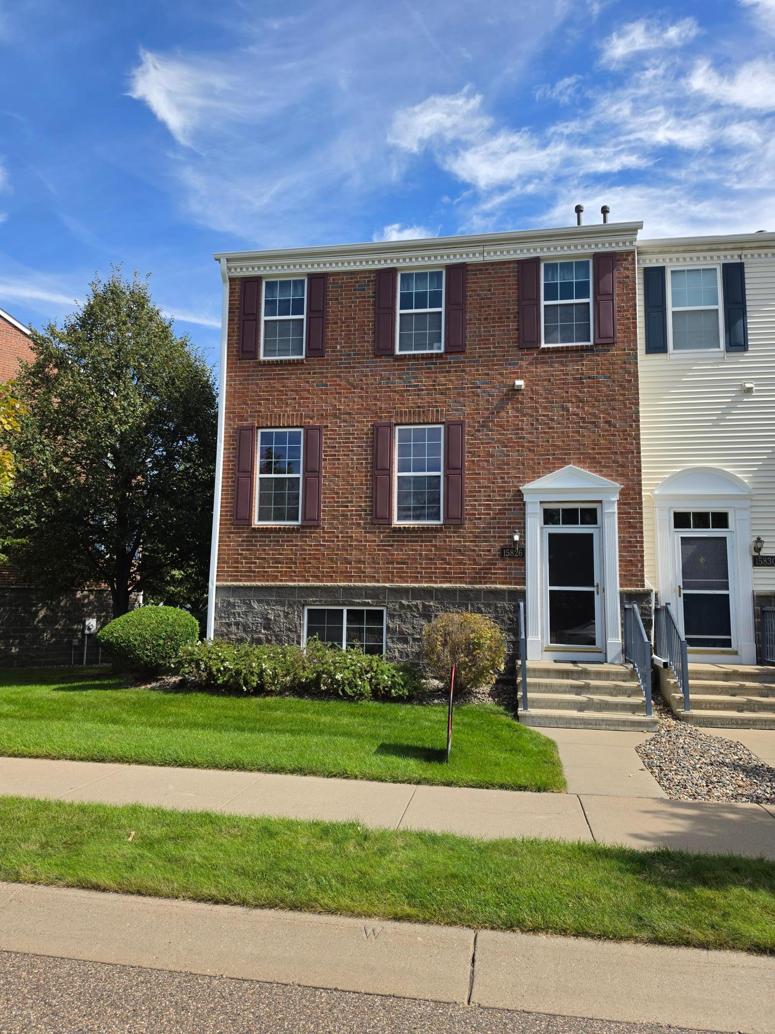 15826 Frisian Lane — photo