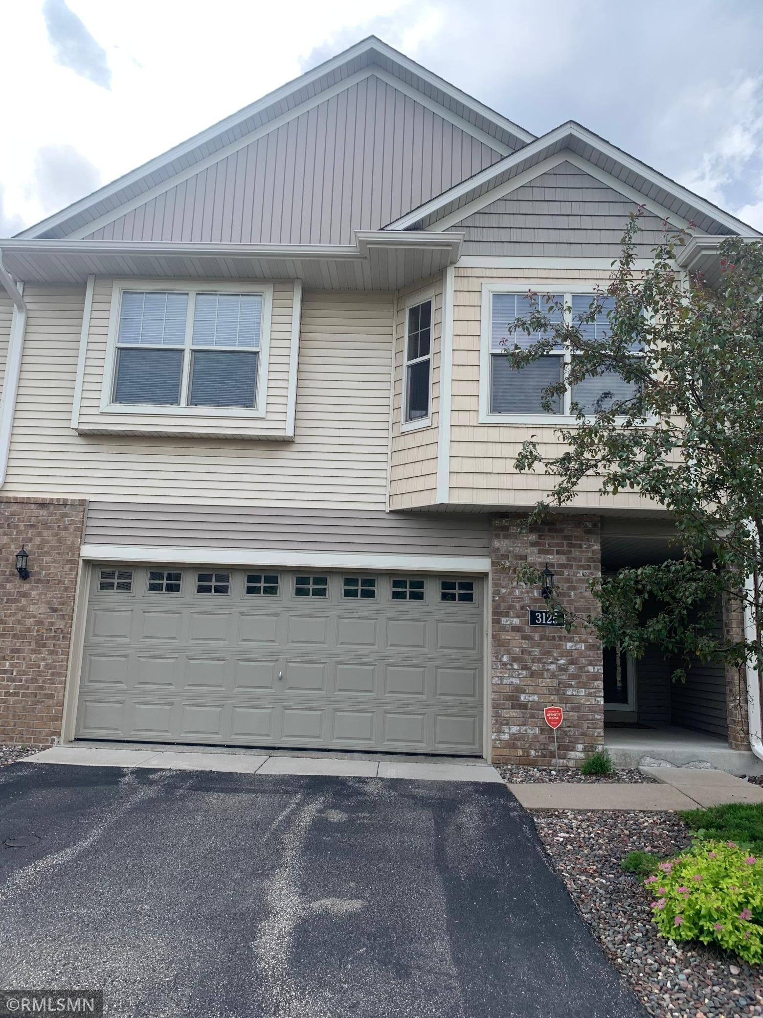 3125 Legacy Lane — photo