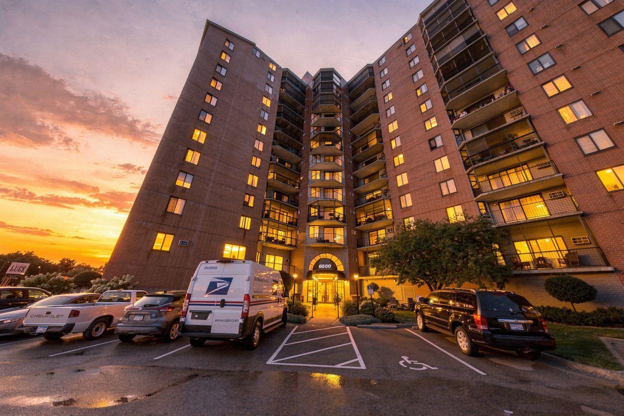 6500 Woodlake Drive 210 — photo
