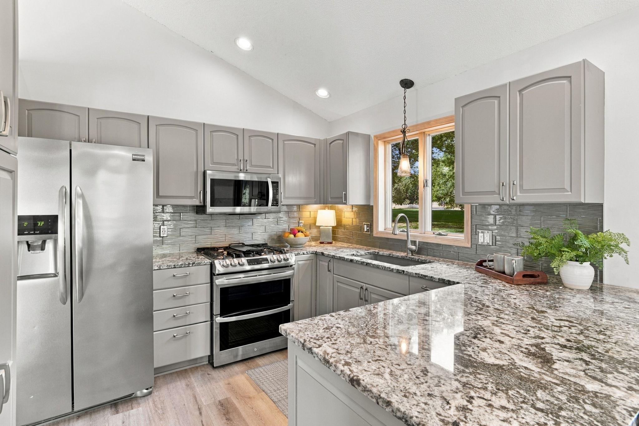 2330 Oak Glen Court — photo