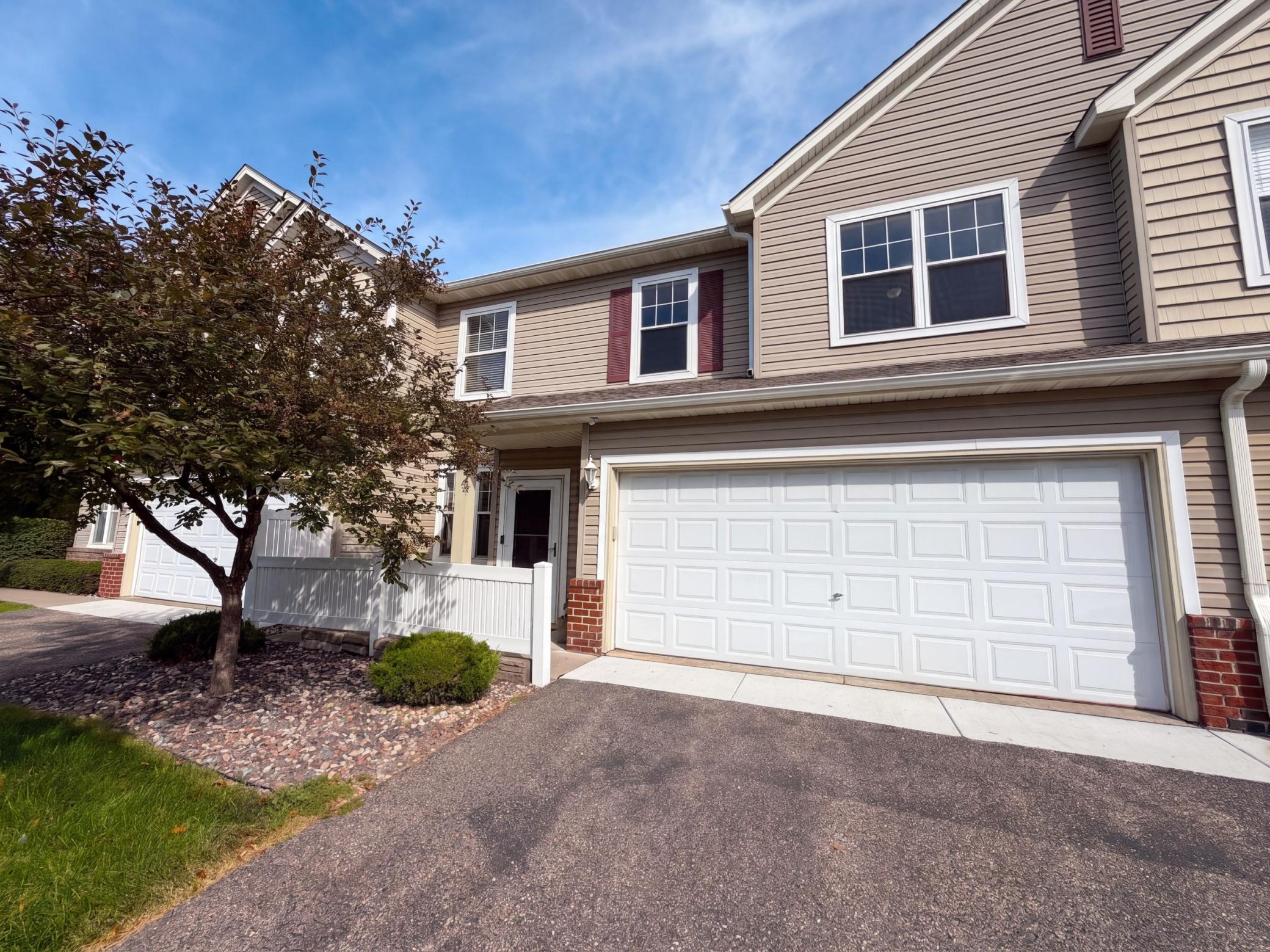 5070 Holly Lane N 702 — photo
