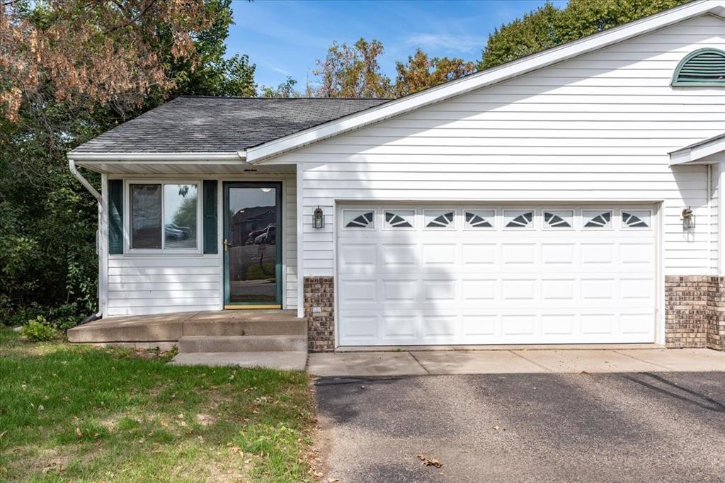 381 Red Cedar Street 1 — photo