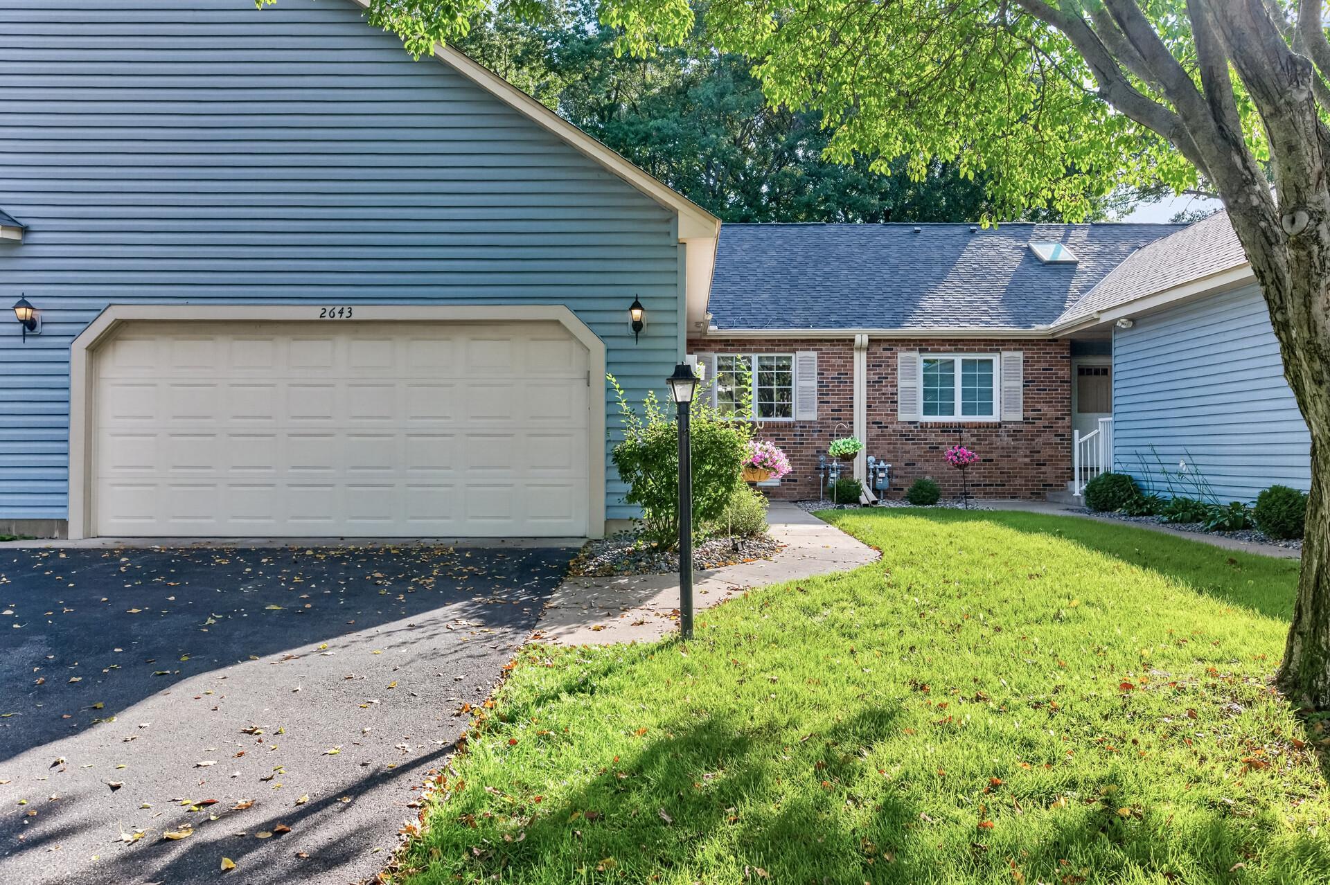 2643 Lake Court Circle — photo