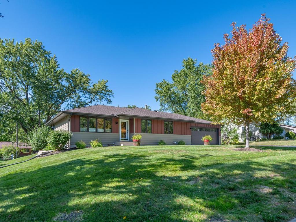 13008 Lakeview Drive — photo