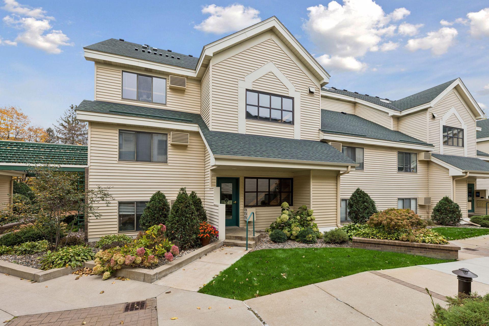 7610 York Avenue S Unit 3109 — photo