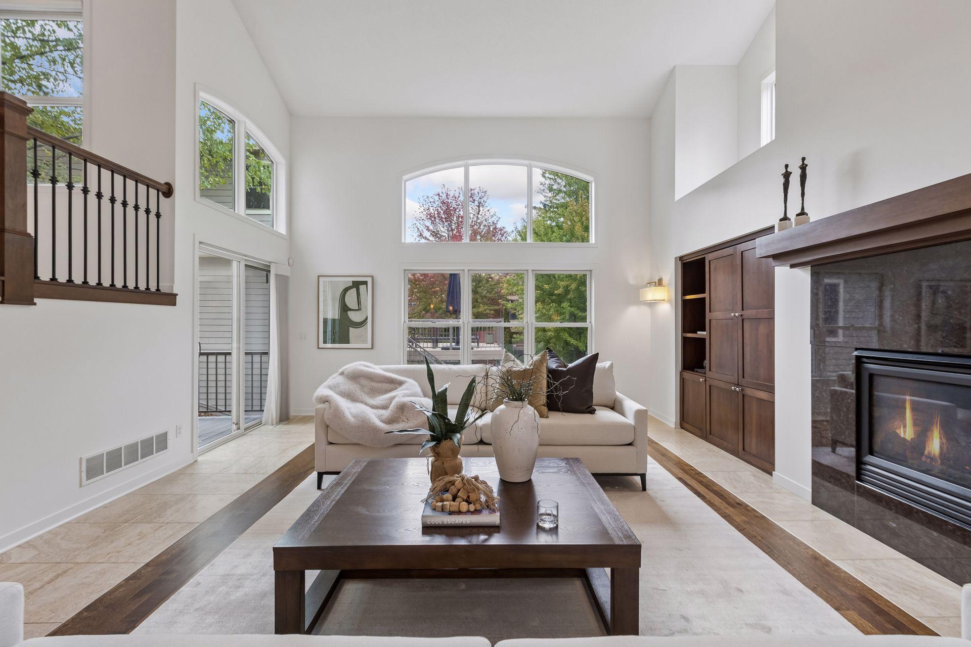 6484 Ivy Way — photo
