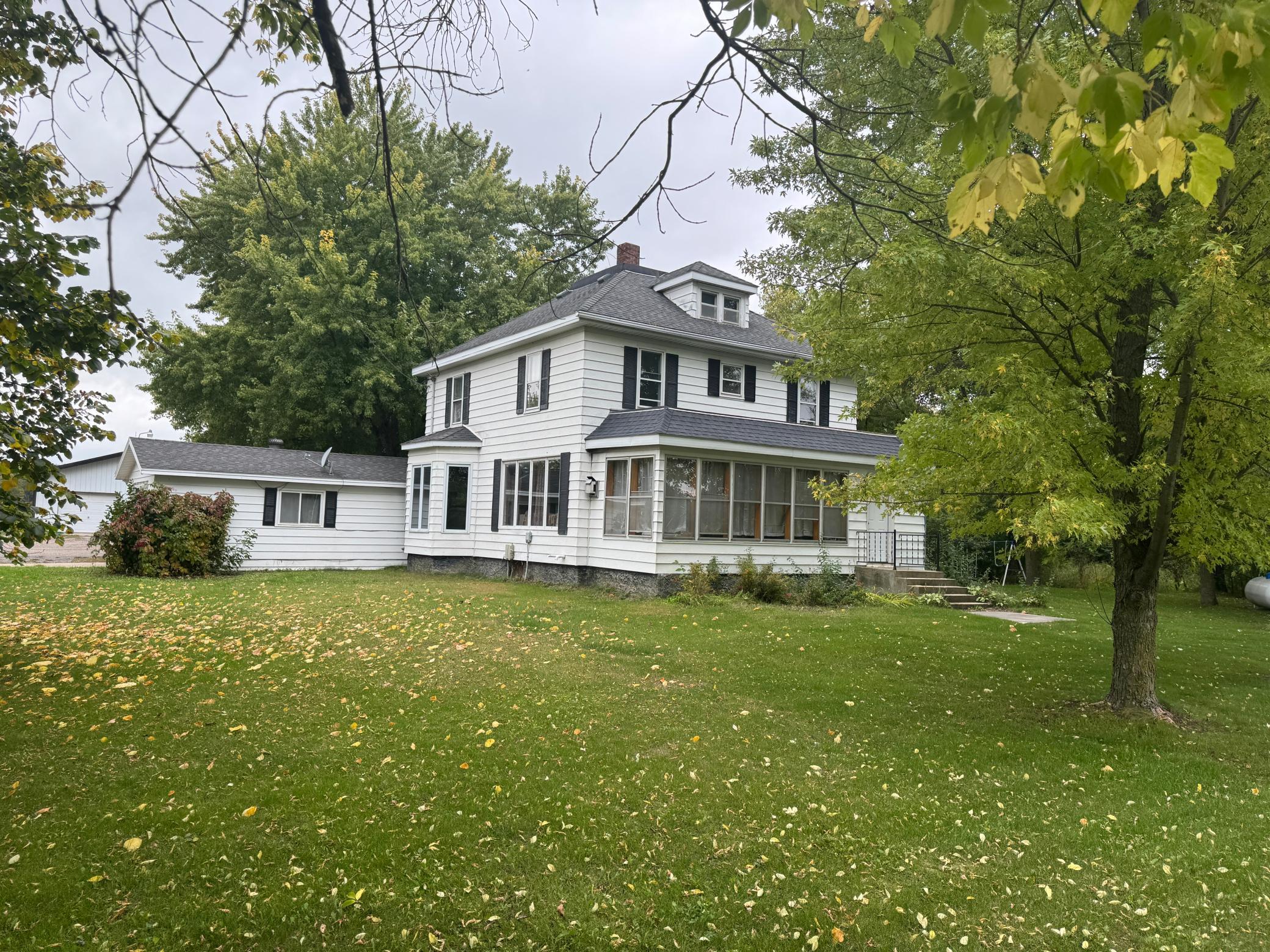 26579 US Highway 71 — photo