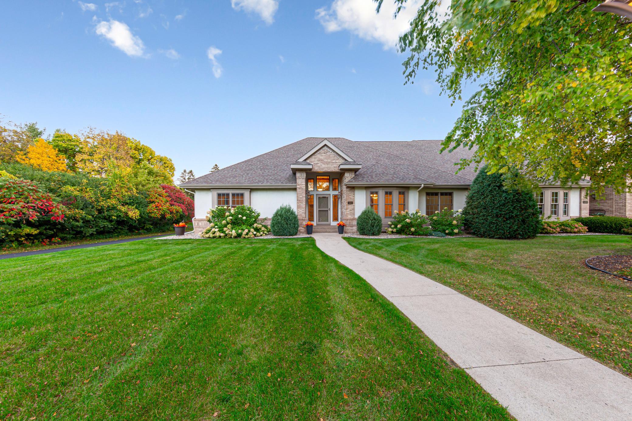 123 Woodhill Court — photo