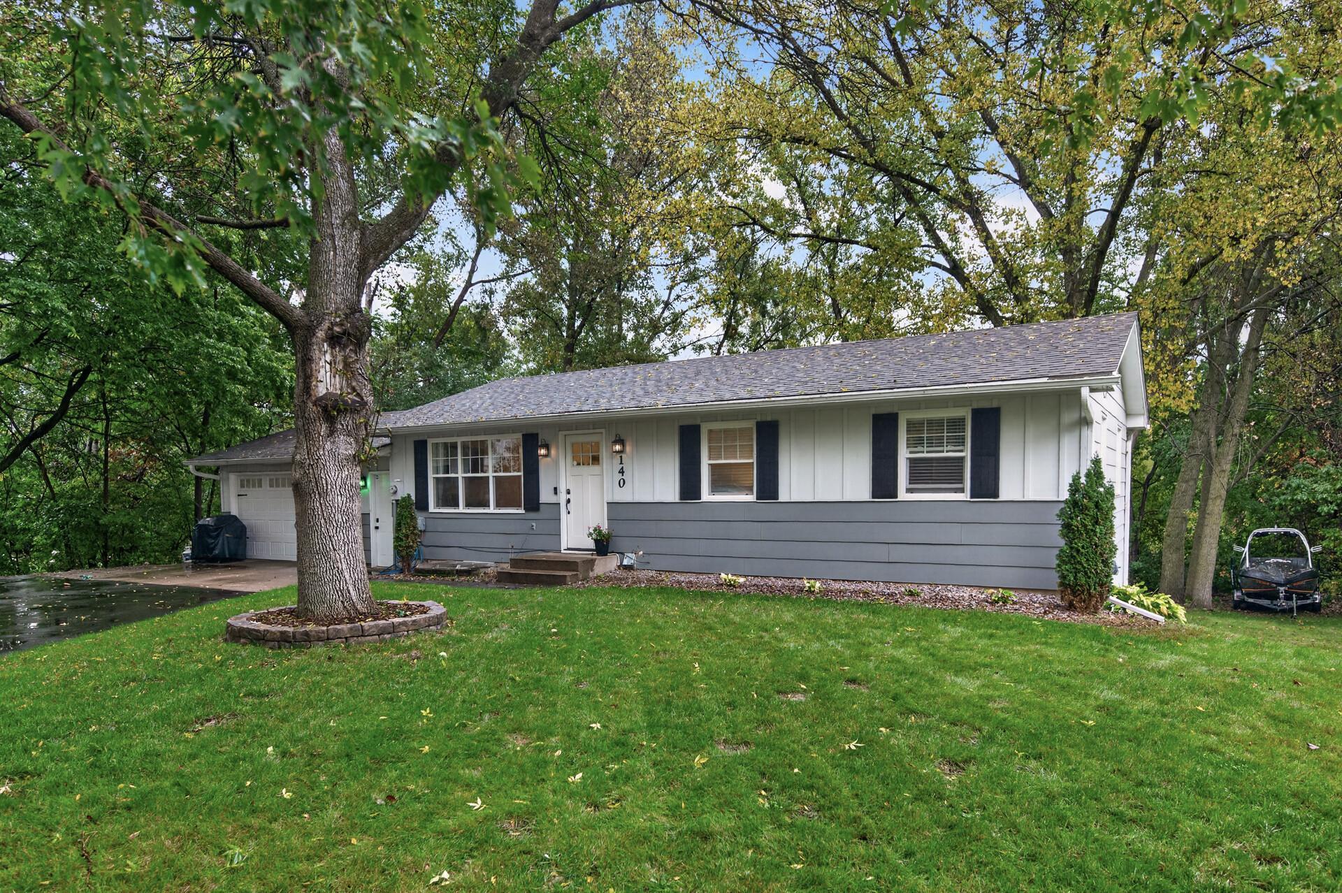 140 Powell Circle N — photo
