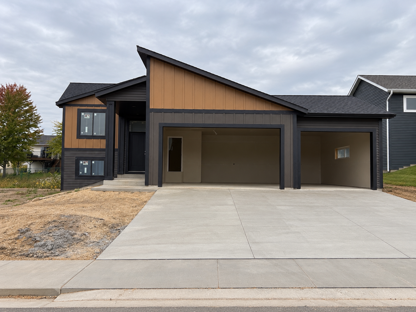 6143 Cody Lane NW — photo