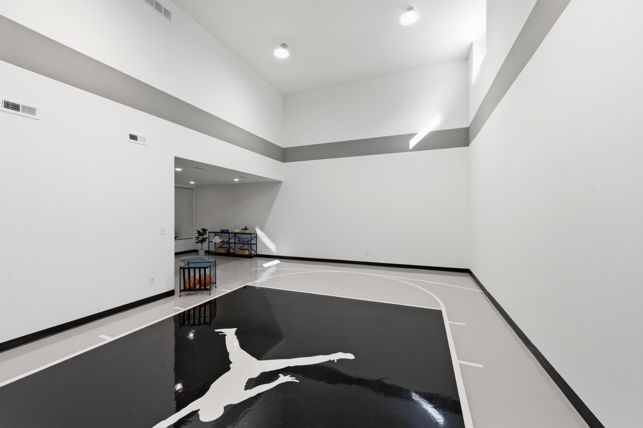 10140 Heather Lane — photo