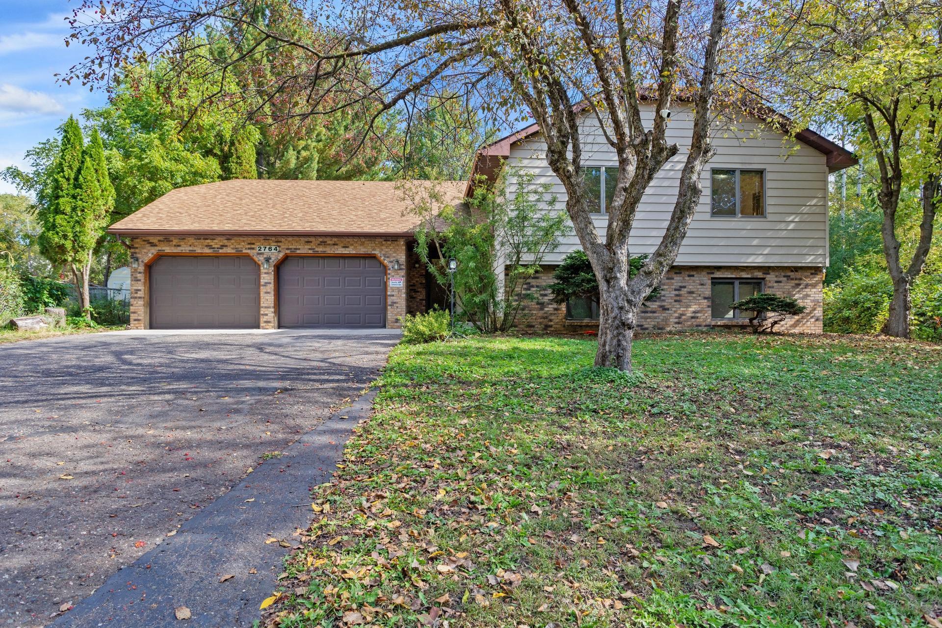 2764 Southlawn Drive — photo