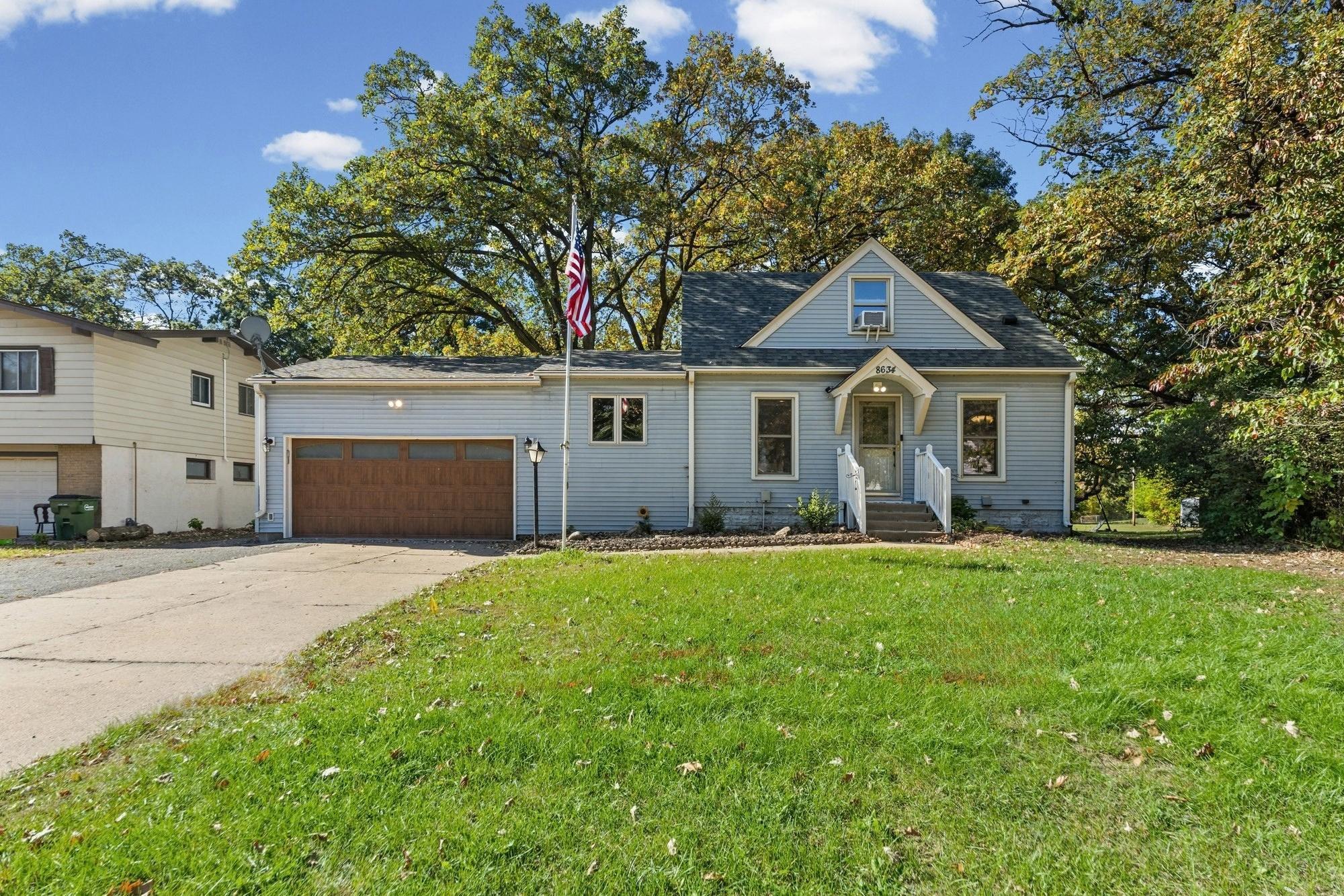 8634 Lincoln Street NE — photo