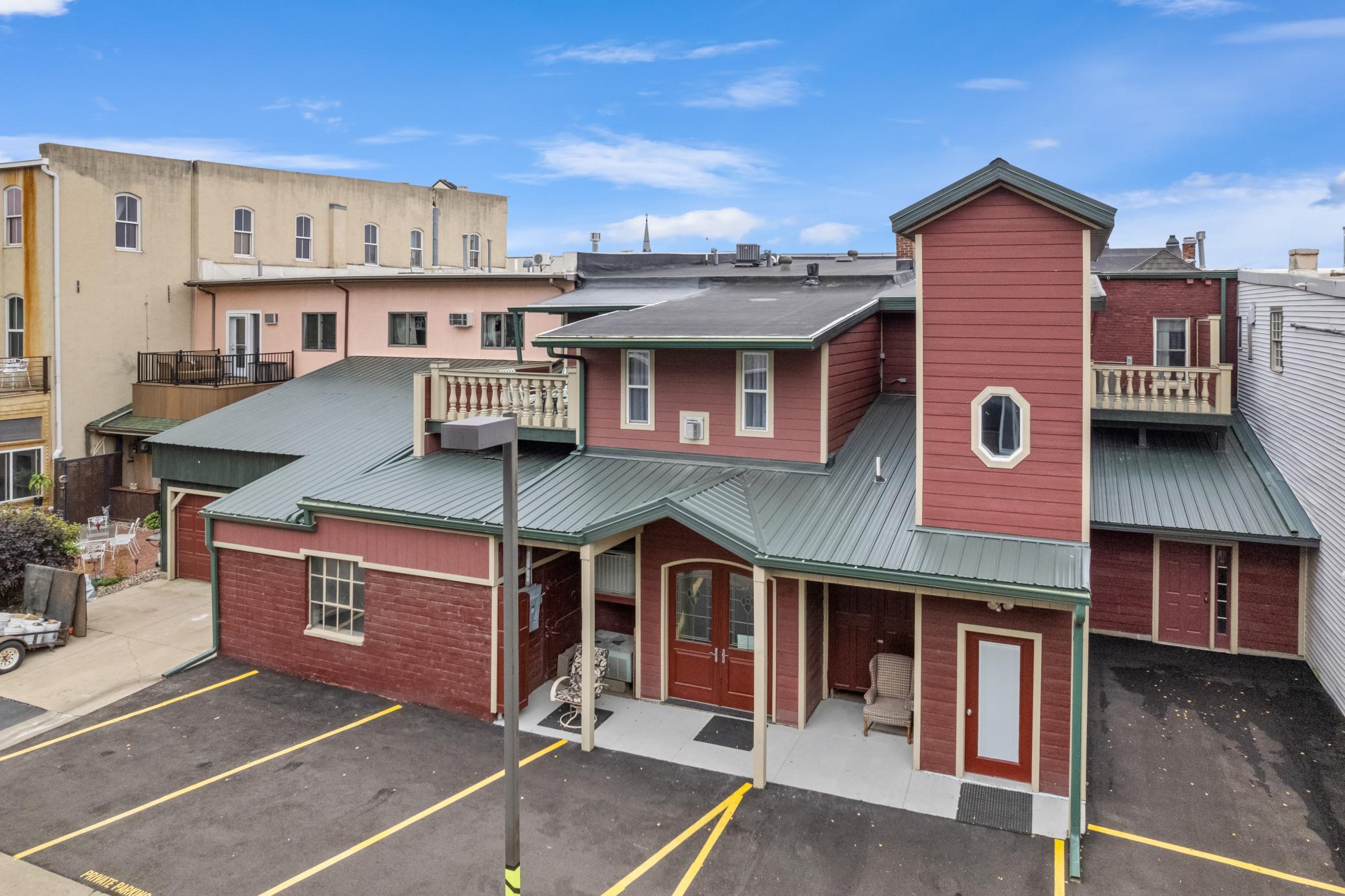 234 1/2 Main Street W Unit 200 — photo
