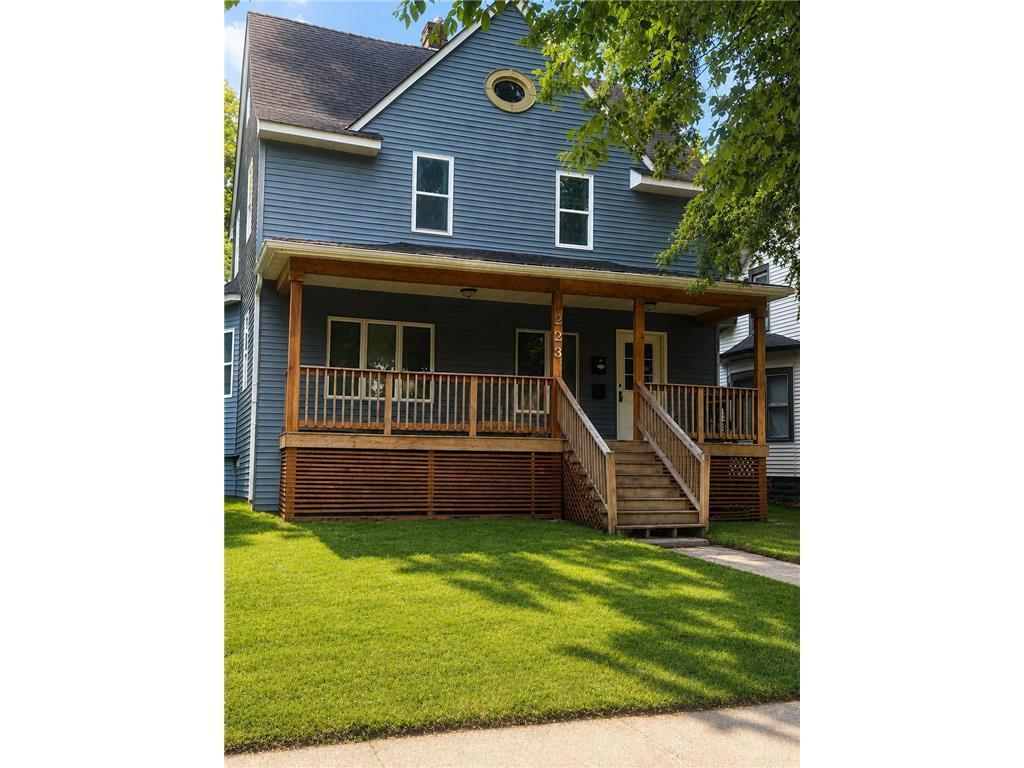1223 Oliver Avenue N — photo