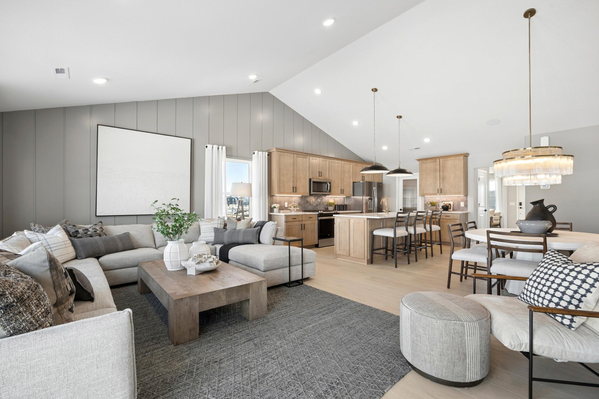 6377 Isle Avenue S — photo