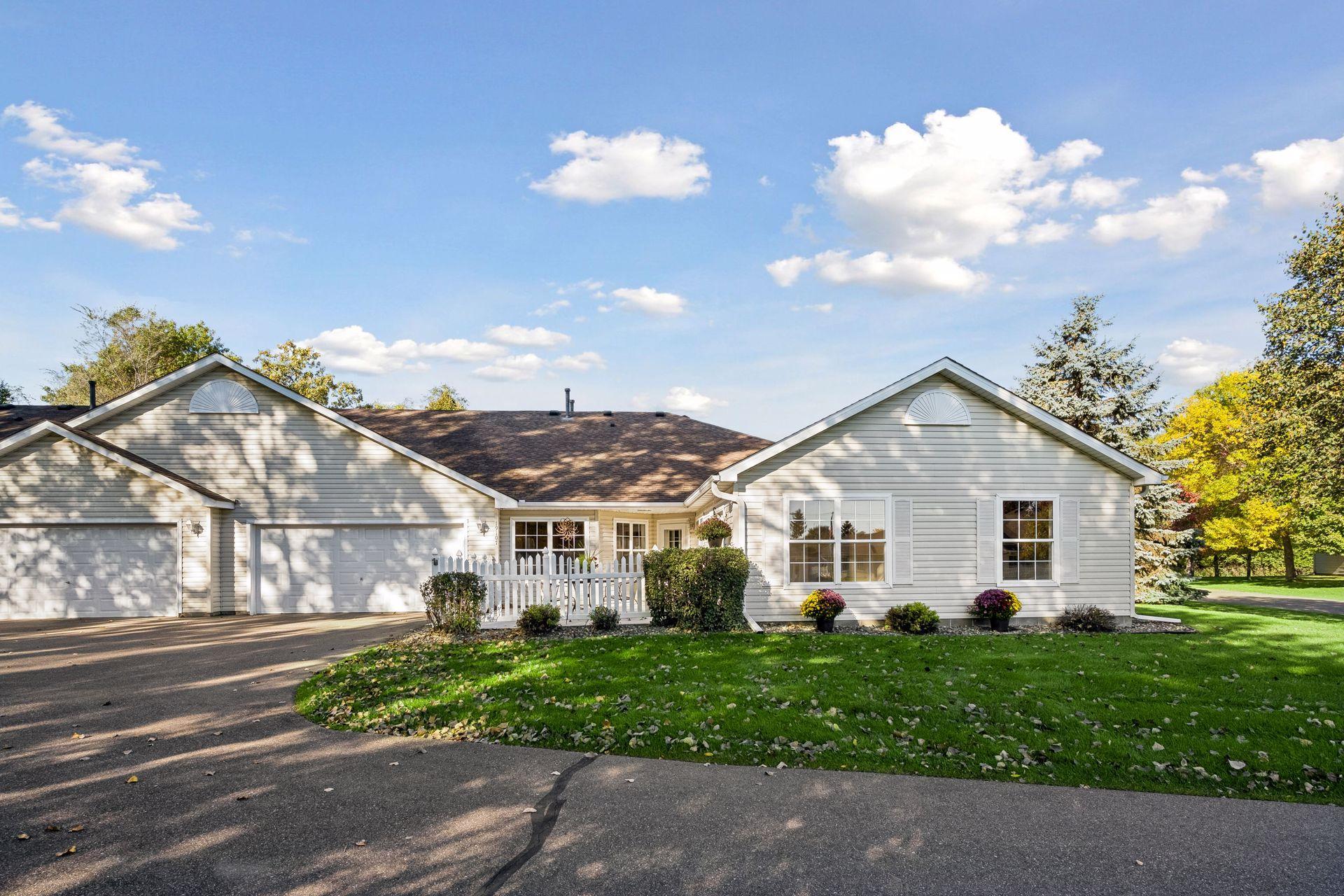 19107 Jackson Court NW — photo