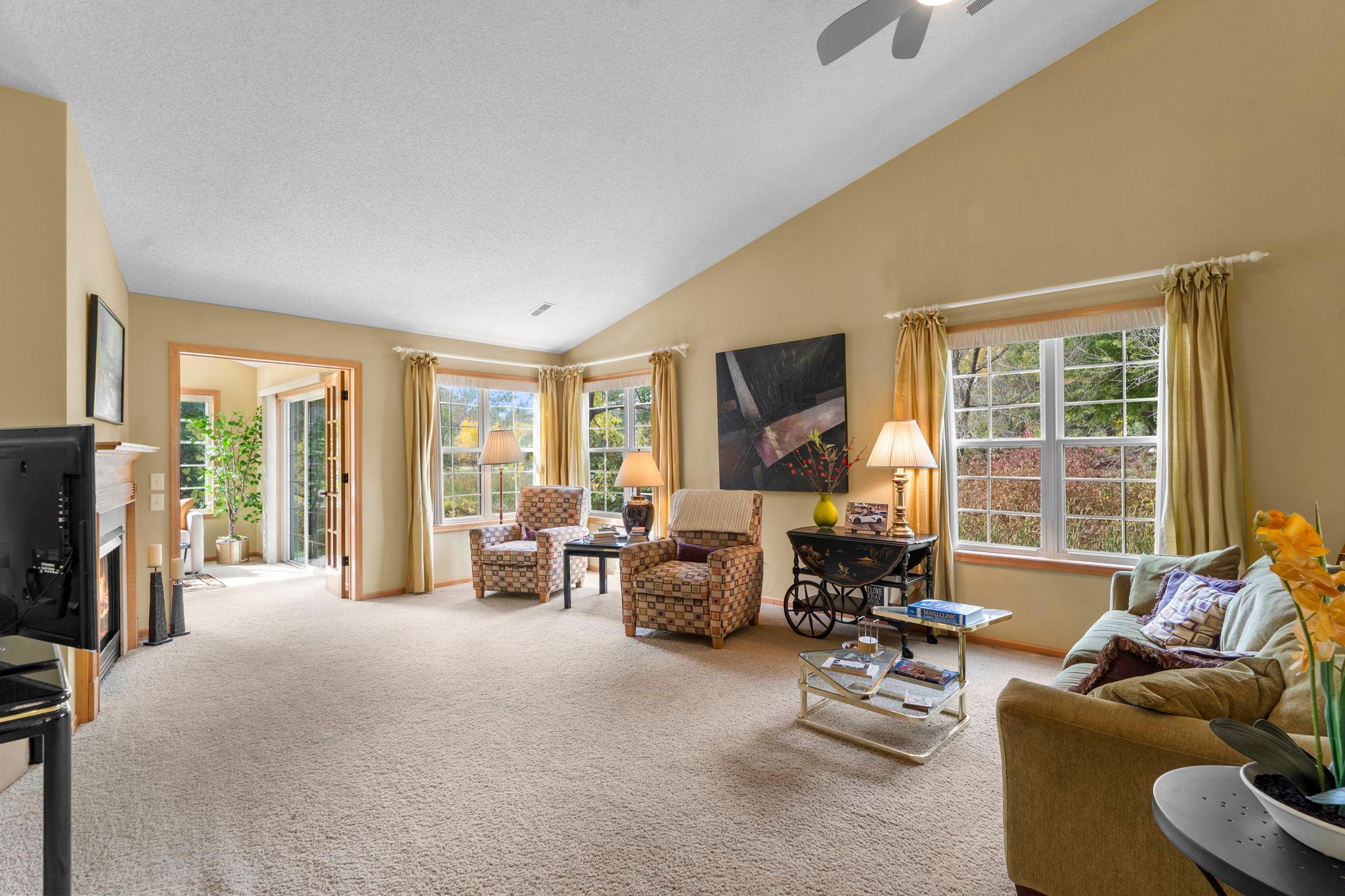 308 Arrowhead Drive — photo