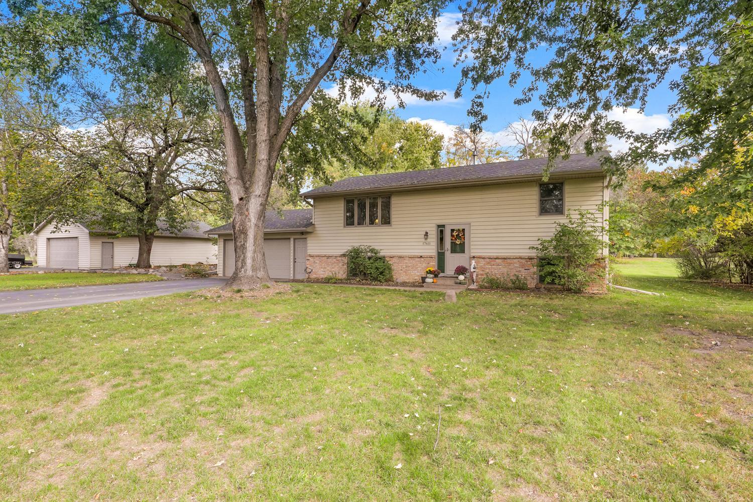 17611 Orchid Street NW — photo
