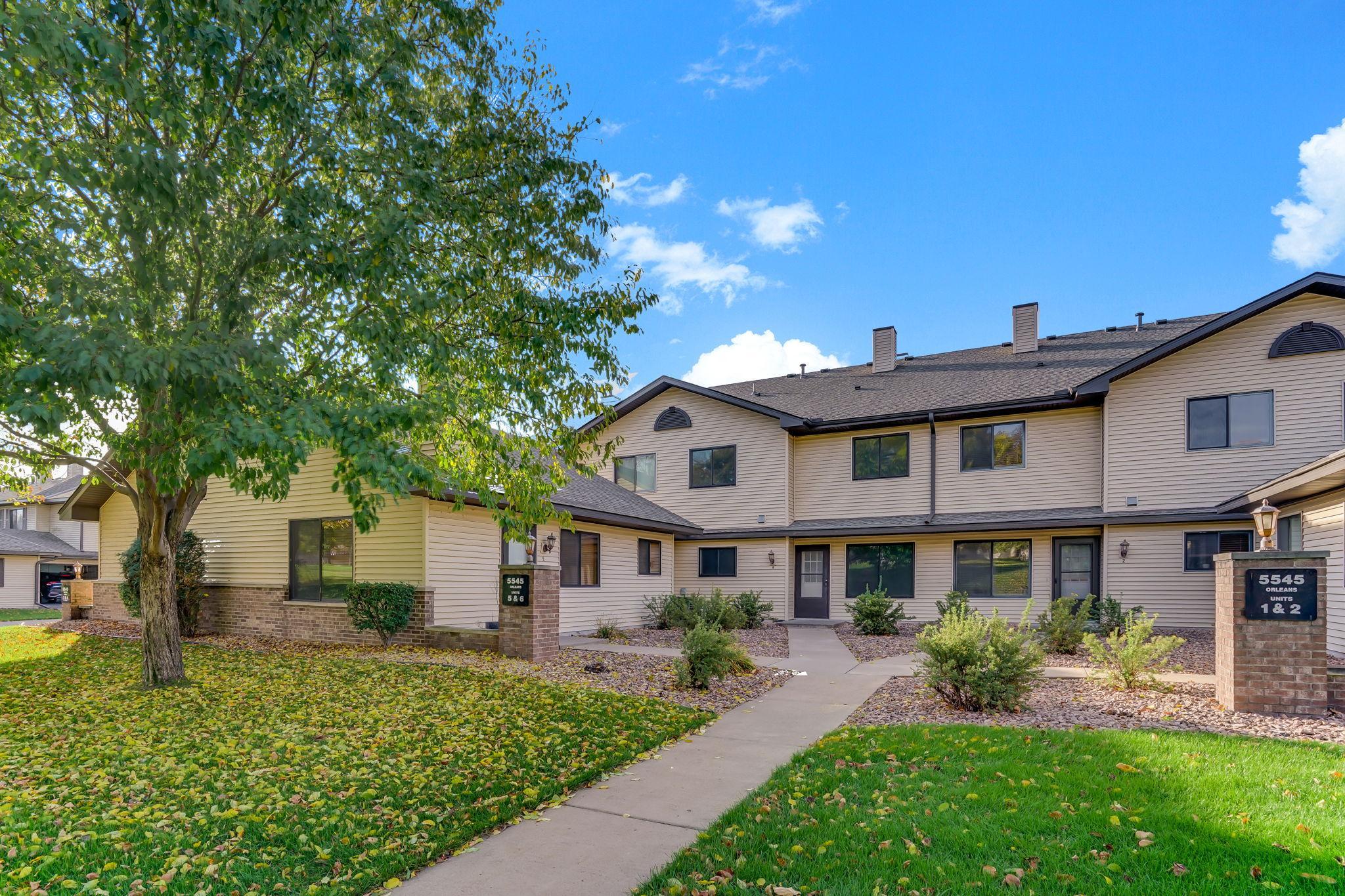 5545 Orleans Lane N Unit 6 — photo