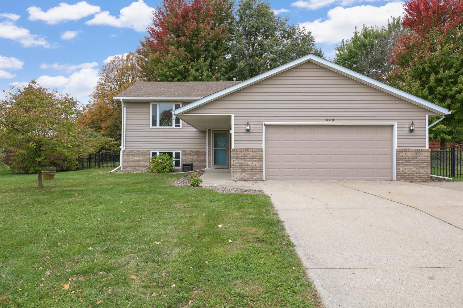 1810 Prairie Avenue SW — photo
