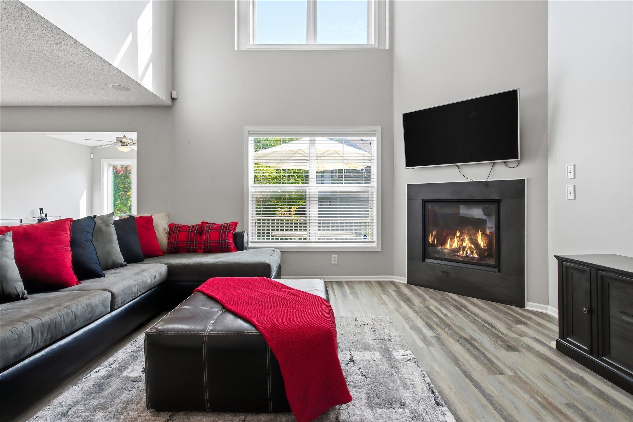 15225 Stonewood Terrace — photo