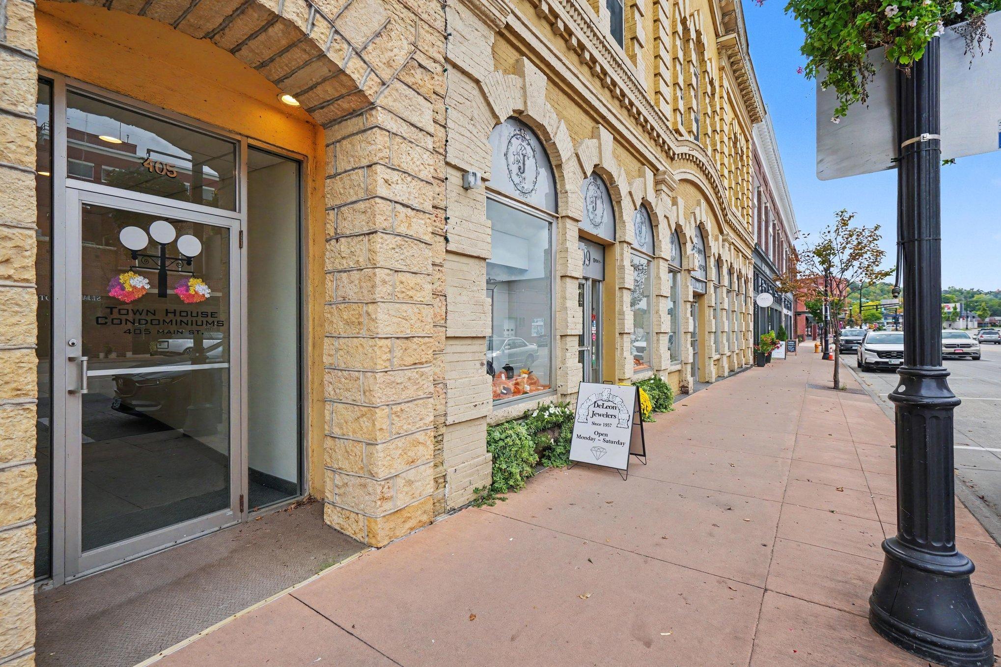 405 Main Street Unit 203 — photo