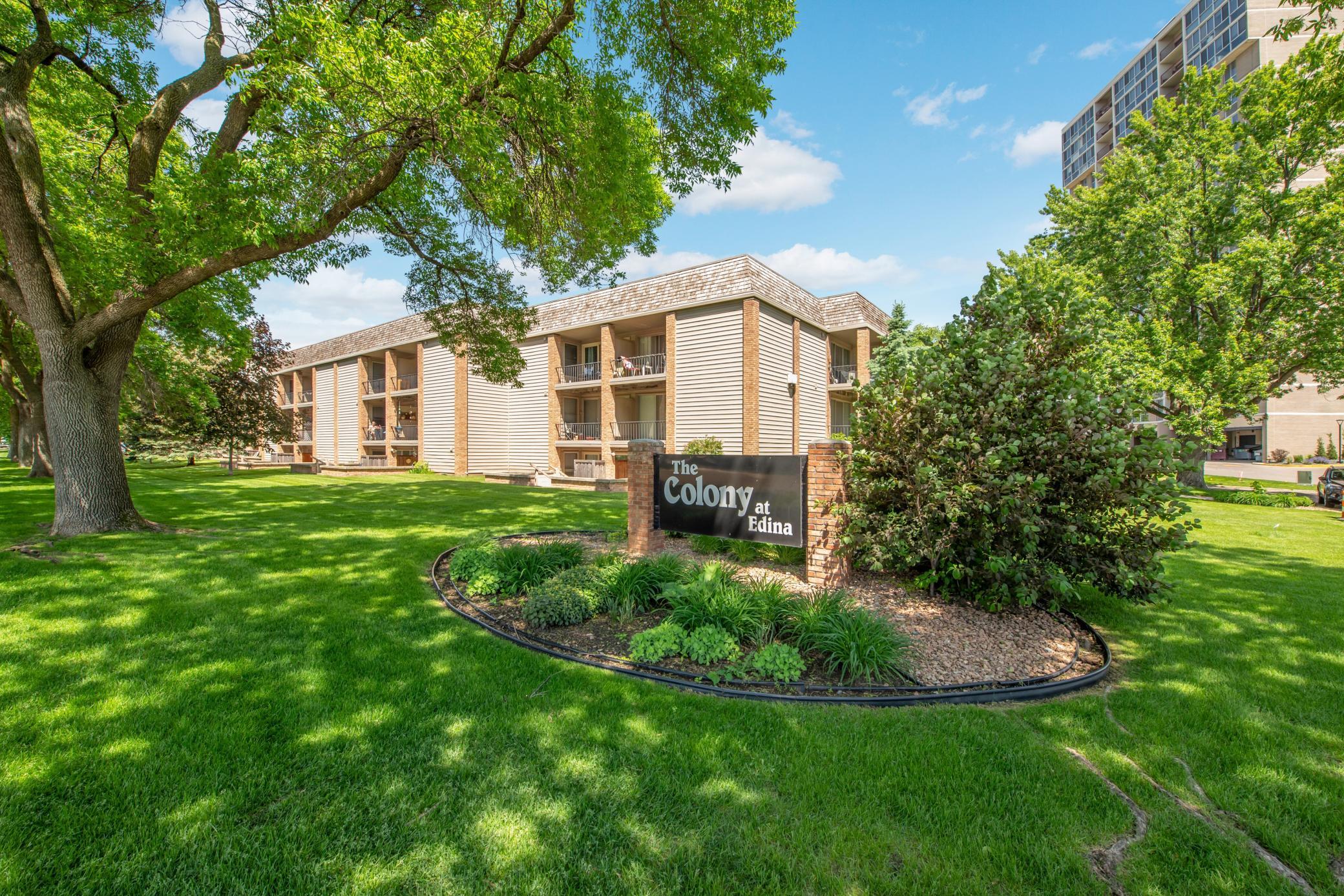 6415 Colony Way Unit 2C — photo