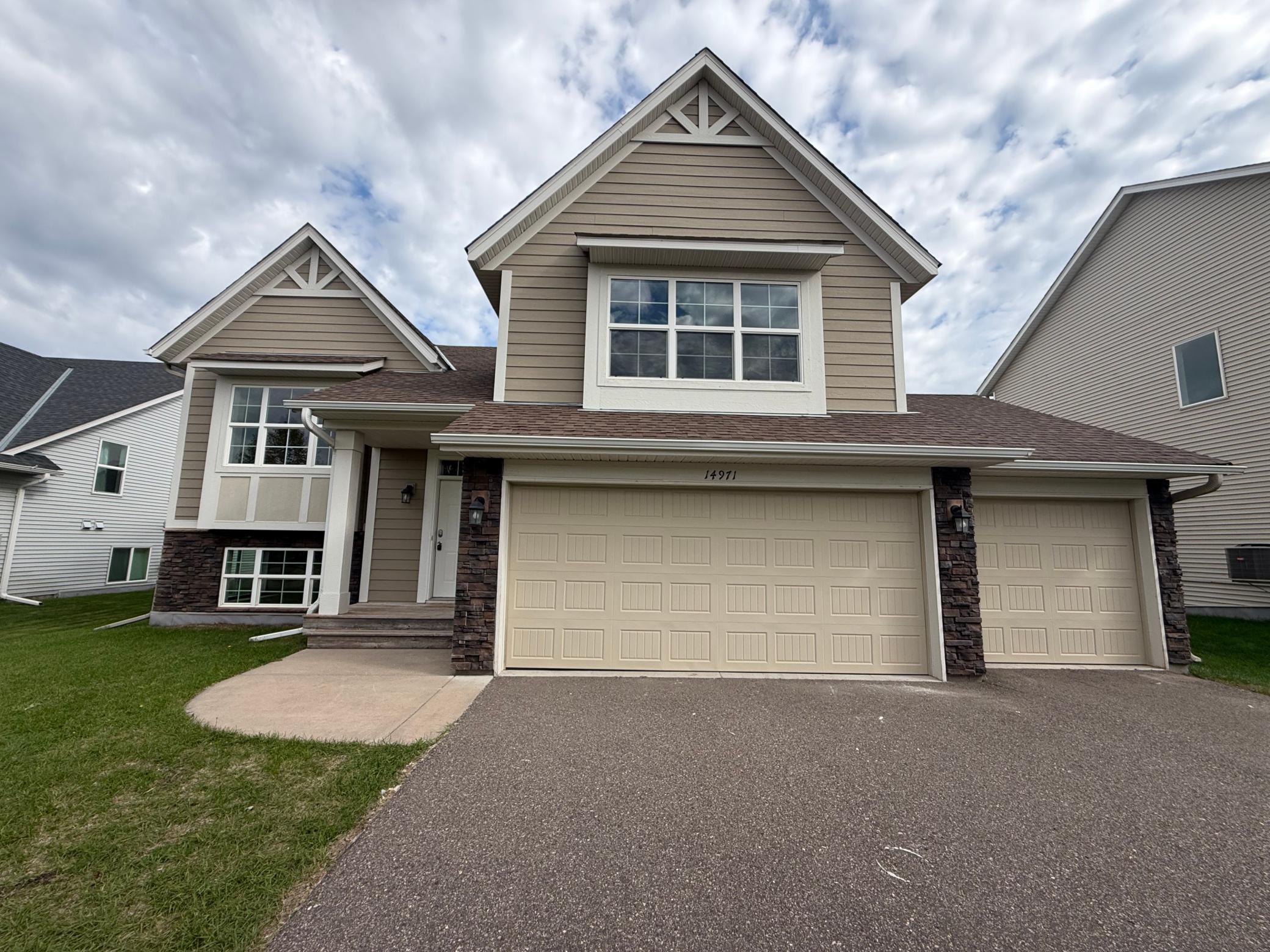 14971 Rabbit Street NW — photo