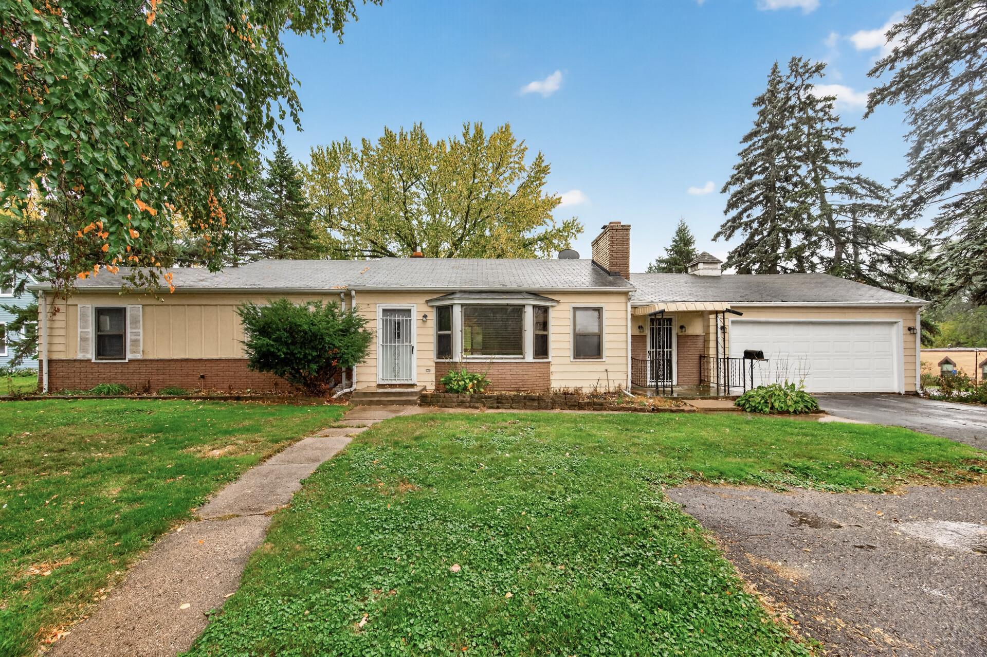1210 County Road C East — photo