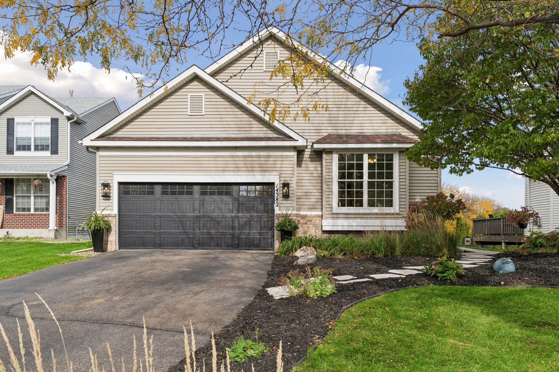 14382 Flora Court — photo