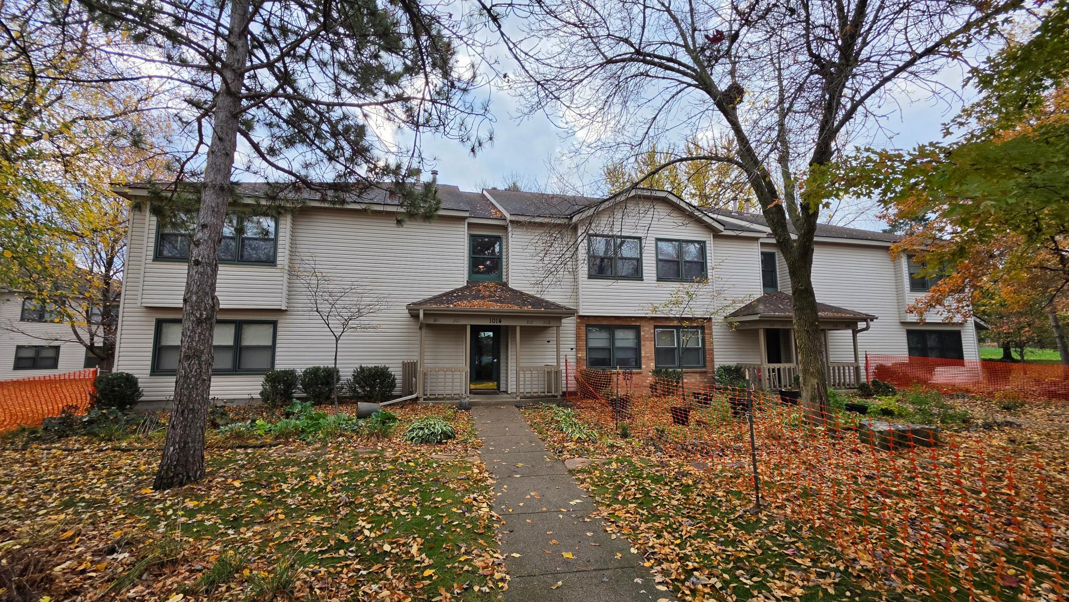 1014 Kensington Trail Unit 202 — photo
