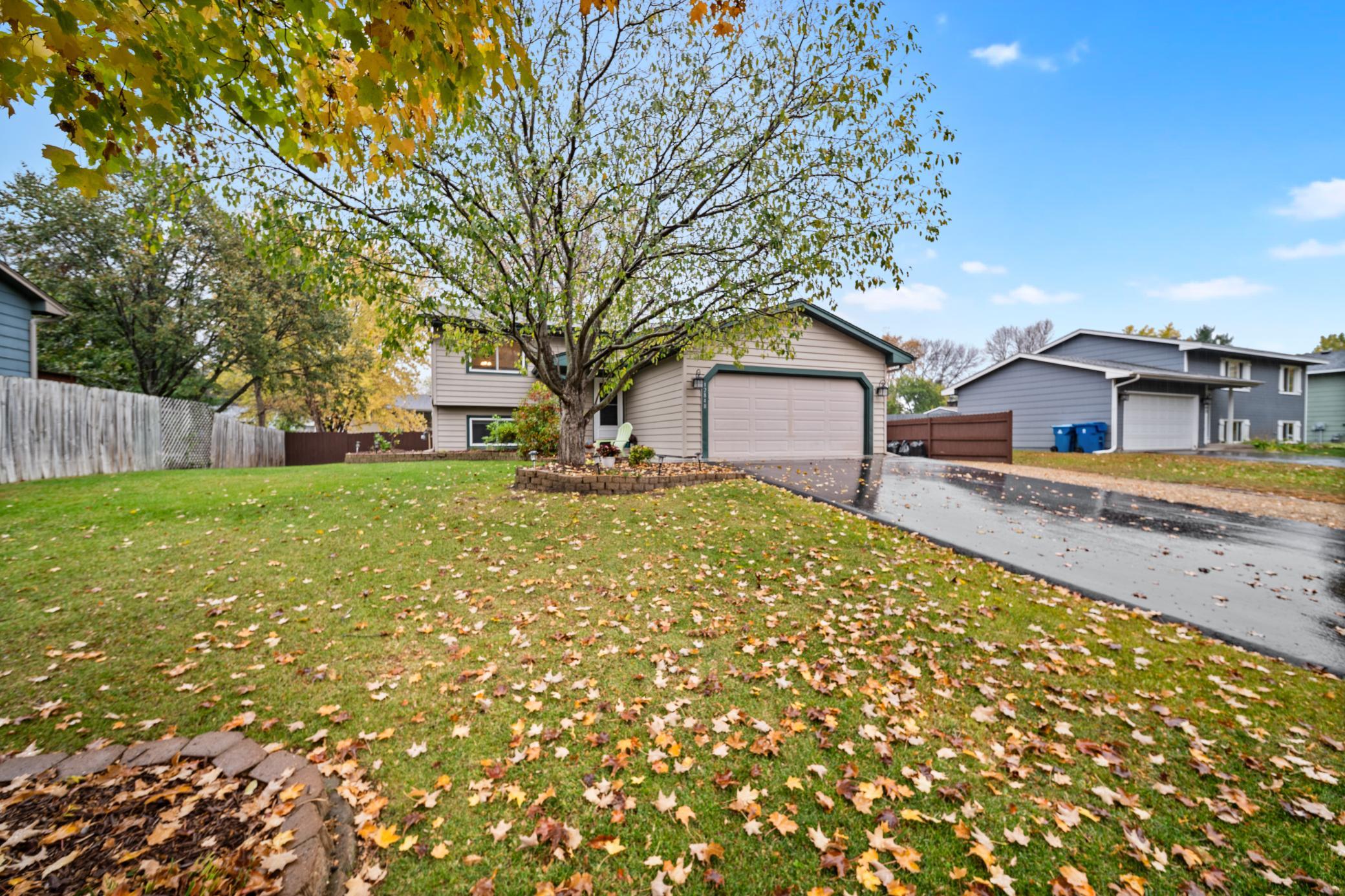 12848 Belle Aire Drive — photo