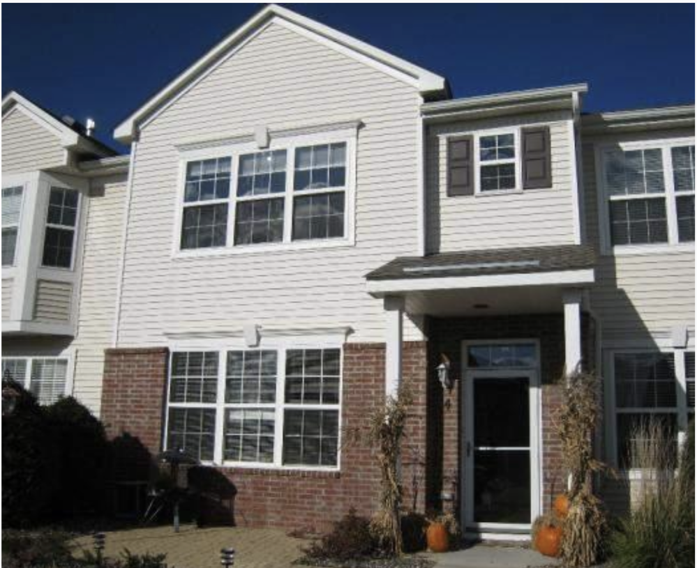 15648 Emerald Drive N Unit 4 — photo