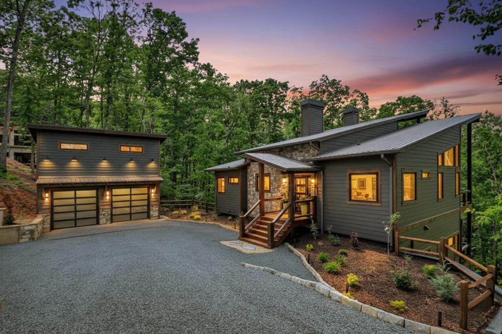 590 Deer Crest Road, Blue Ridge GA 30513