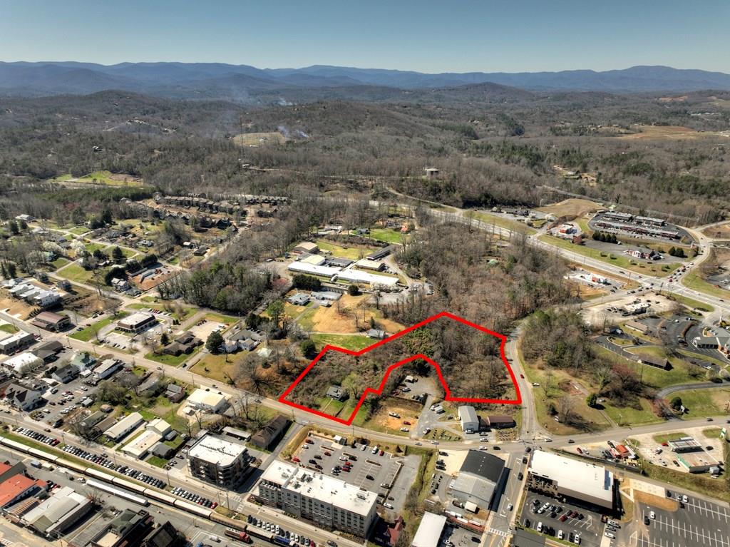340 W First Street, Blue Ridge, GA 30513