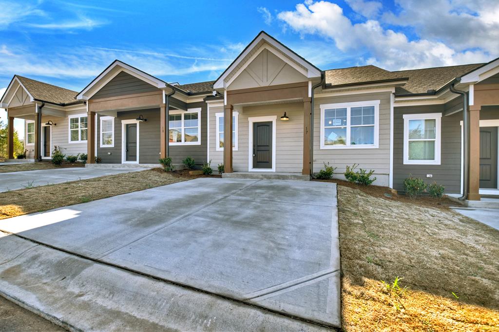Unit 17 Grove Loop, Blue Ridge, GA 30513 — photo 3