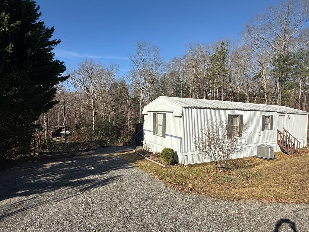 354 Ridgeview Circle — photo