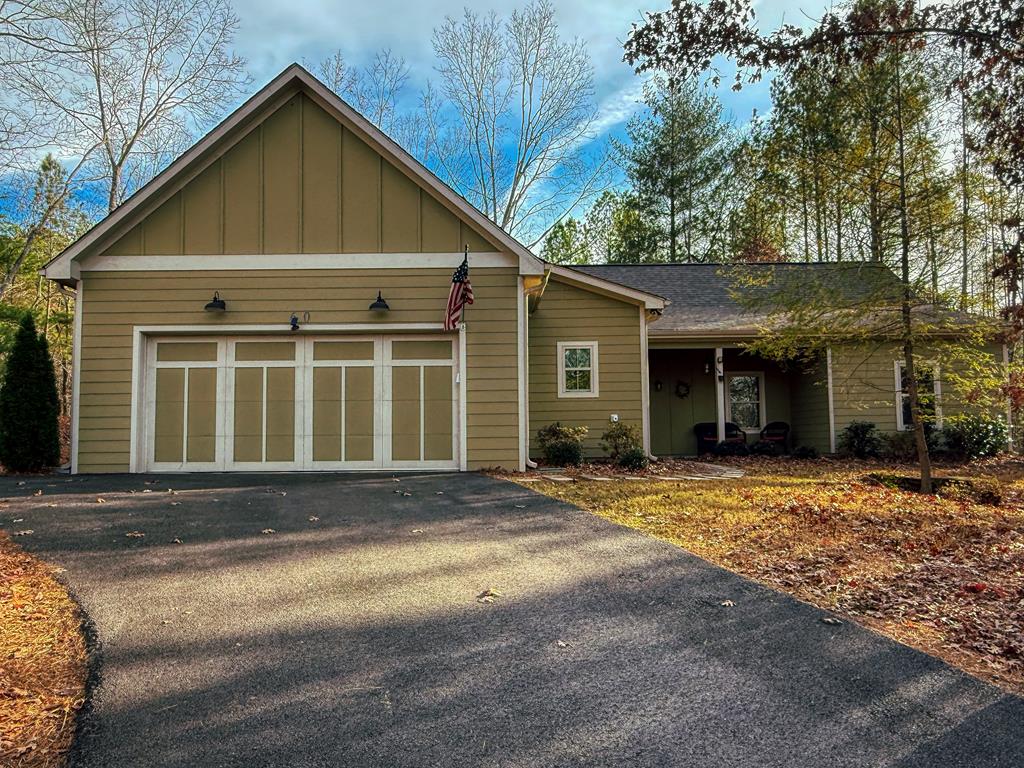 60 Mossy Oak Court — photo