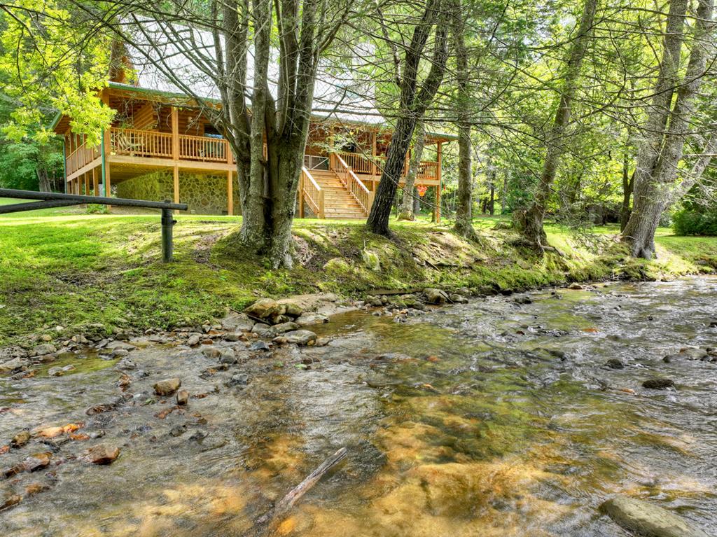 656 Newberry Drive — photo