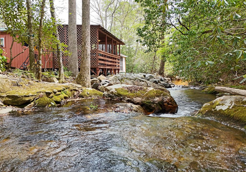 1091 Creekside Drive — photo