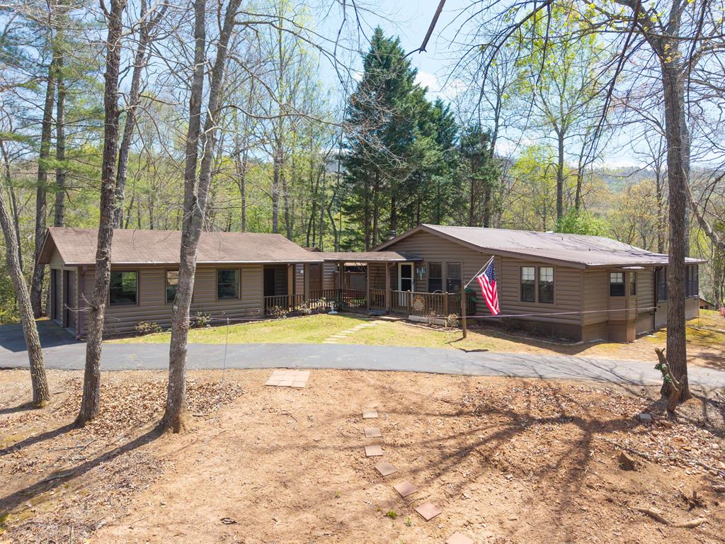 1855 Deer Run Circle — photo
