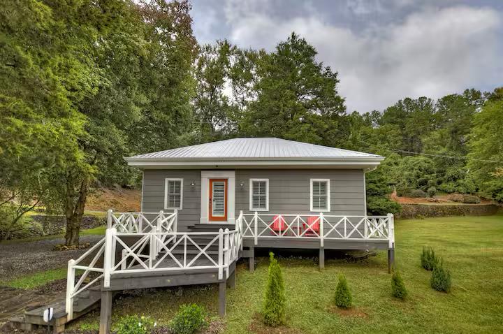 1029 Mineral Bluff Highway — photo