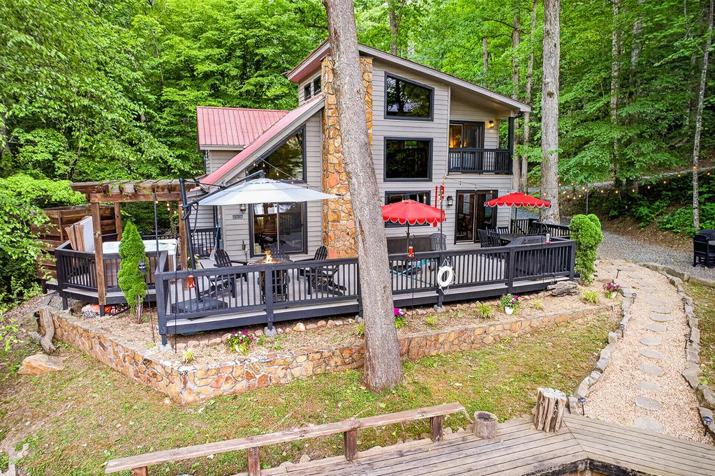 28 Rowland Pointe — photo